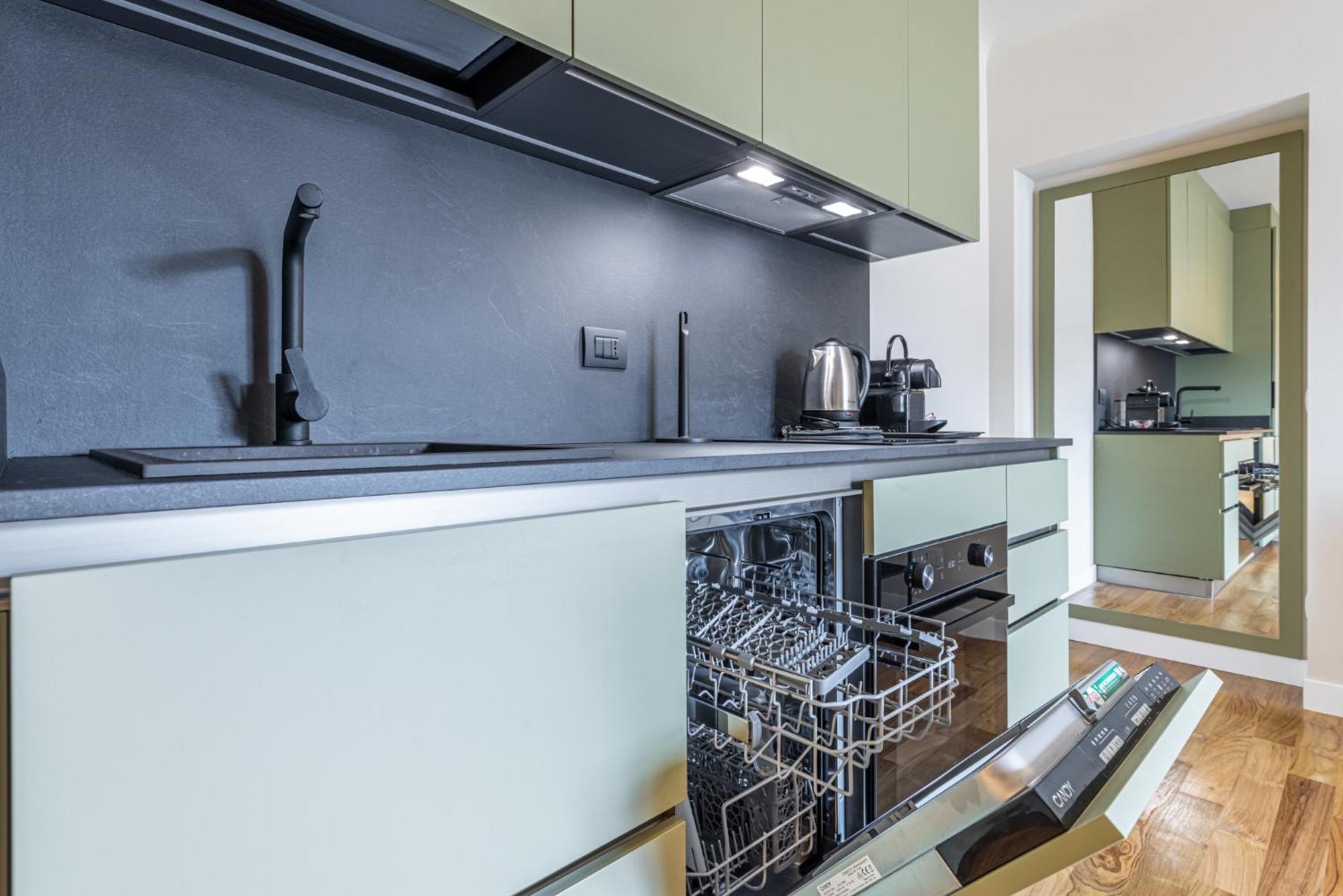 Brera - Elegante In Via Moscova Apartment